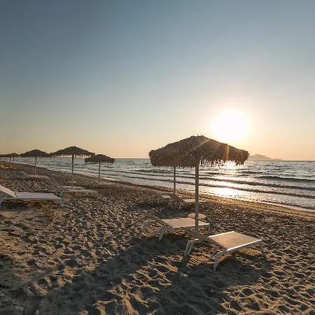 White Pearls Luxury - Adults Only Hotel 3*