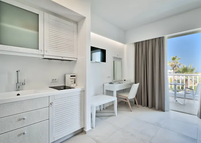 White Pearls Luxury - Adults Only 3*