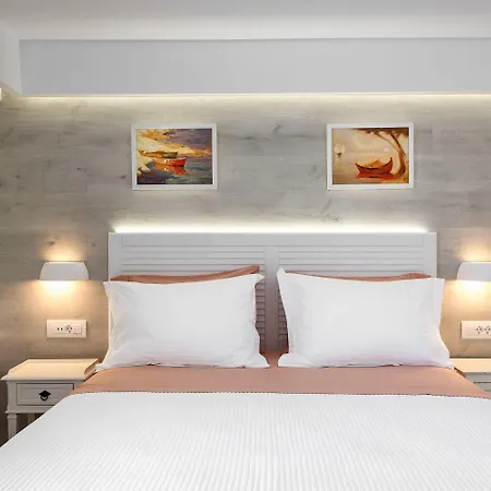 Готель White Pearls Luxury - Adults Only 3*