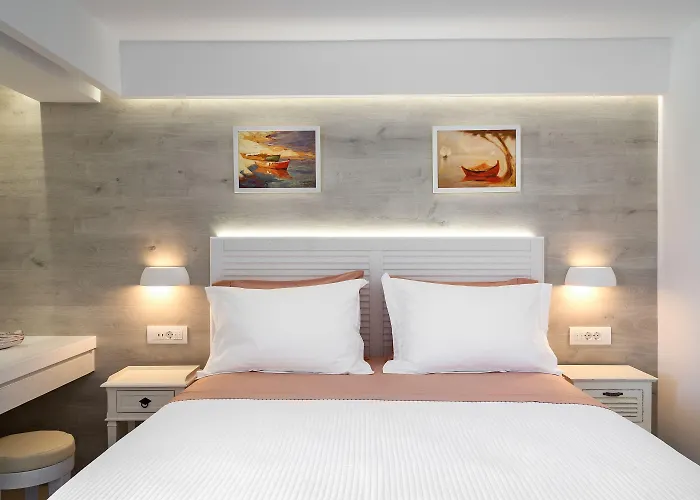 Готель White Pearls Luxury - Adults Only 3*