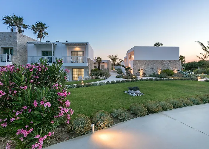 White Pearls Luxury - Adults Only Готель