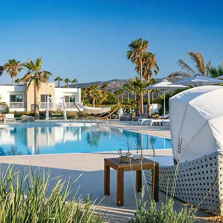 Hotell White Pearls Luxury - Adults Only 3*