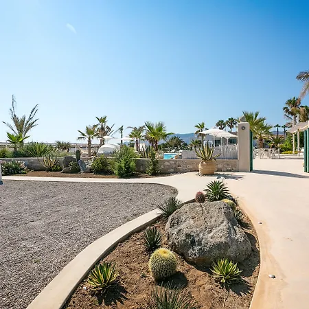 White Pearls Luxury - Adults Only Hotell