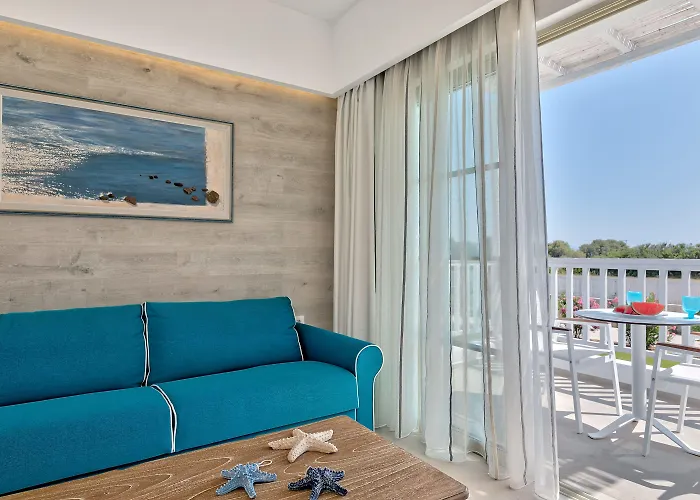 Hotel White Pearls Luxury - Adults Only 3*